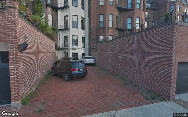  parking on Beacon Street in Boston