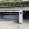 Garage parking on Boylston Avenue East in Seattle