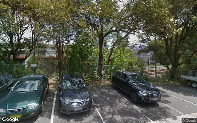  parking on Christie St in St Leonards NSW