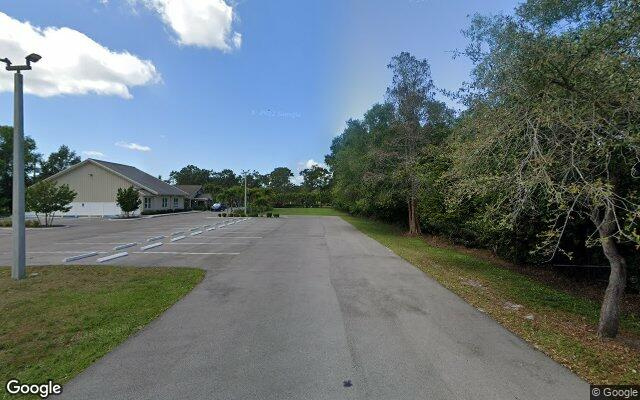  parking on Deer Run Farms Road in Fort Myers