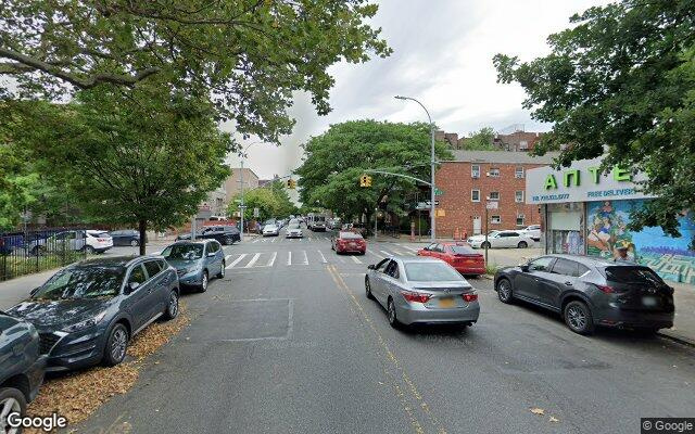  parking on Ditmas Park Junior High School in Cortelyou Rd
