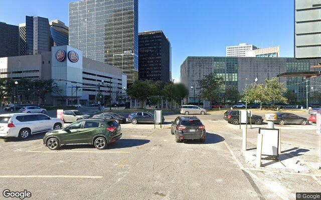  parking on Poydras St in New Orleans