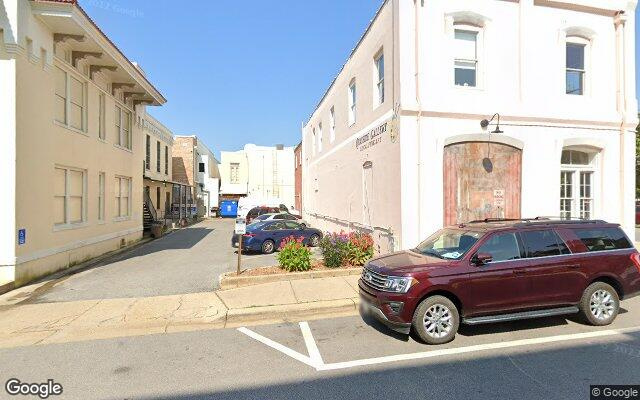  parking on S Jefferson St in Pensacola