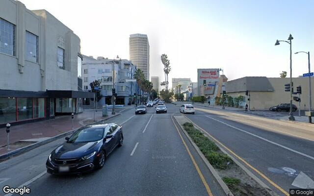  parking on Wilshire Blvd in Los Angeles