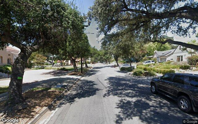  parking on East Claremont Street in Pasadena