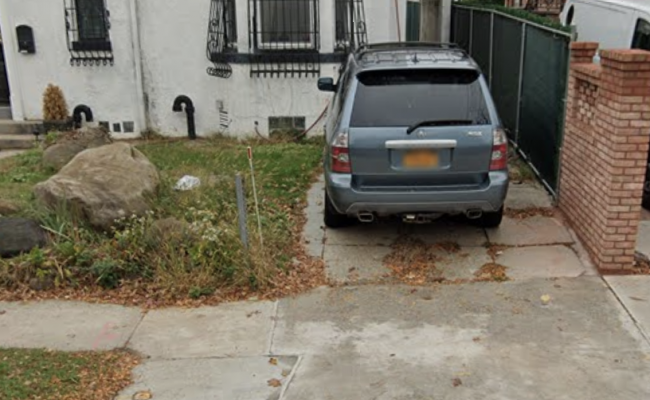  parking on 108-21 69th Rd in Flushing
