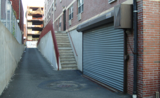  parking on 25-20 Crescent Street in Queens