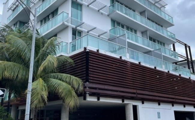  parking on Abae Hotel in West Ave