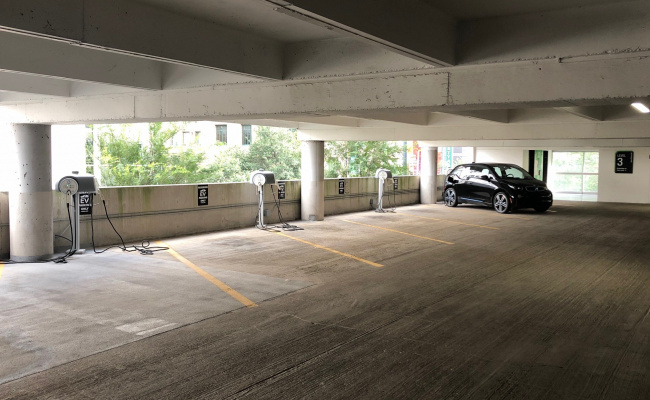  parking on Fannin Street in Houston