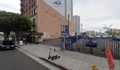Outside parking on Figueroa Street in Los Angeles