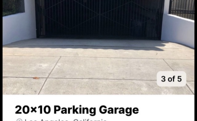  parking on Gower Street in Los Angeles