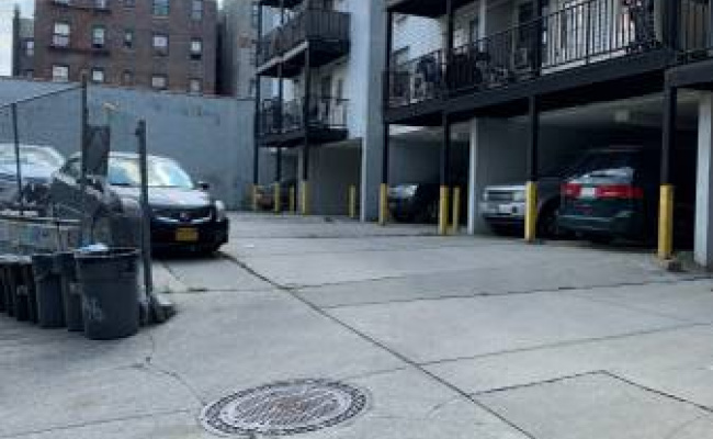  parking on Marmion Ave in The Bronx
