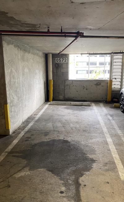  parking on North Bayshore Drive in Miami