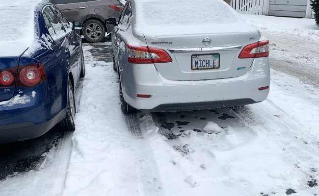  parking on Ridge Avenue in Evanston