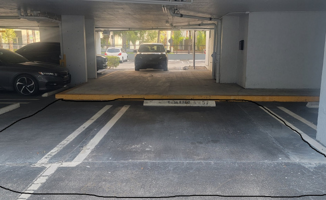  parking on Southwest 11th Street in Miami