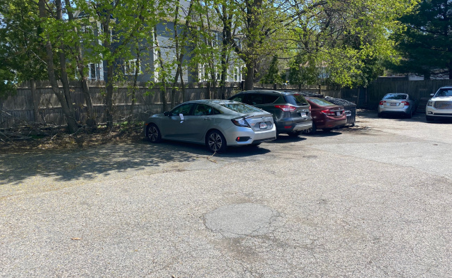  parking on Woburn Street in Lexington