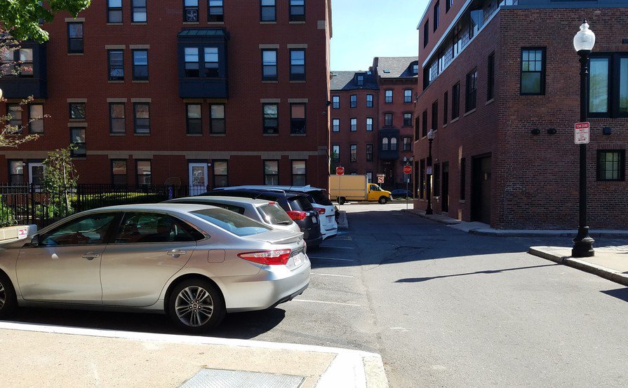  parking on Northampton St in Boston