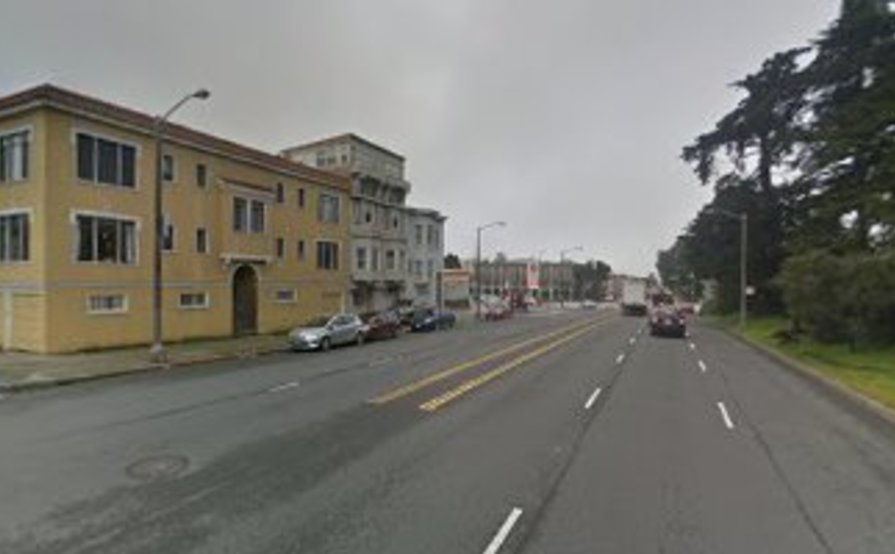  parking on Lincoln Way & 18th Ave in San Francisco