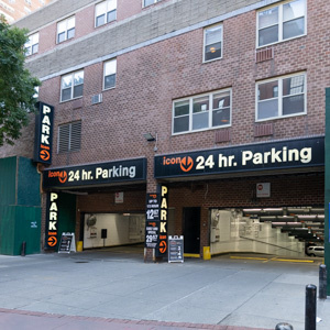  parking on Greenwich Street in New York