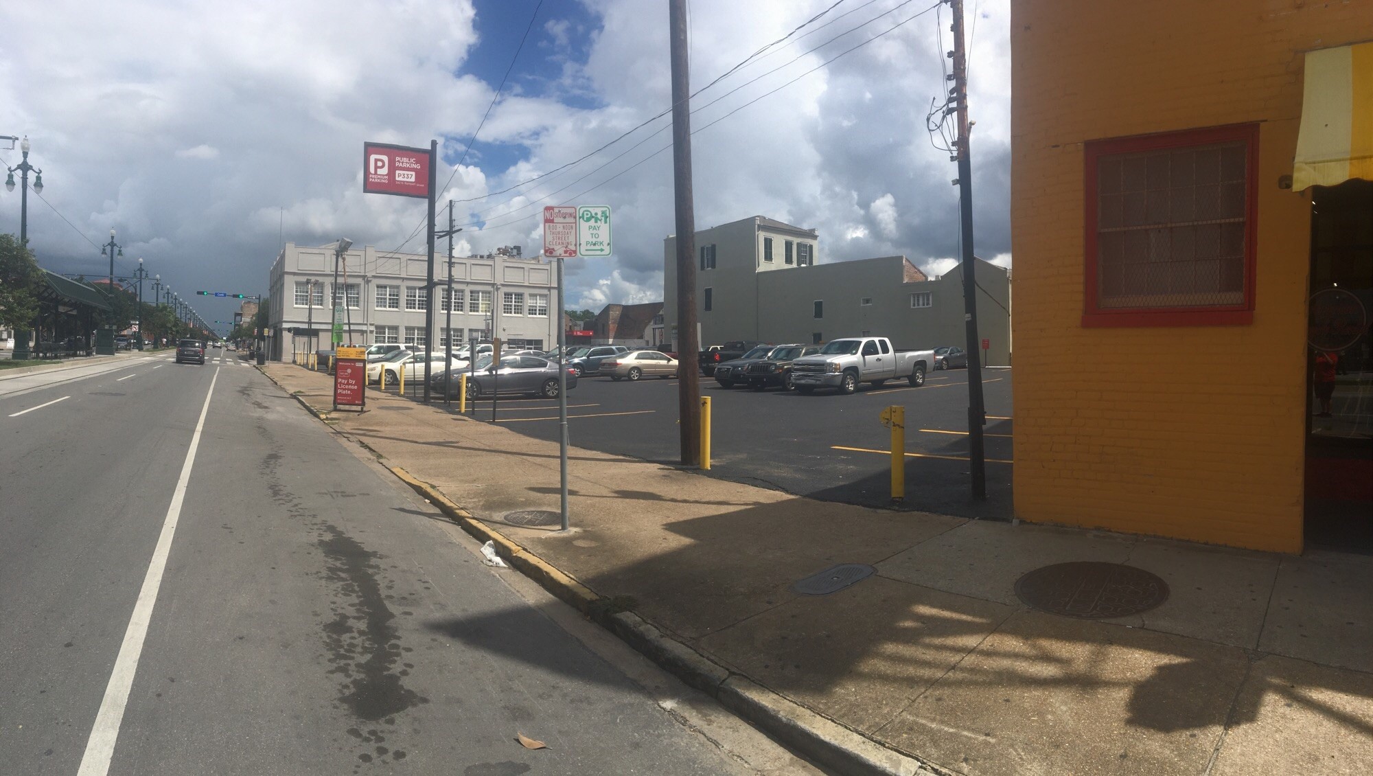  parking on N Rampart St in New Orleans