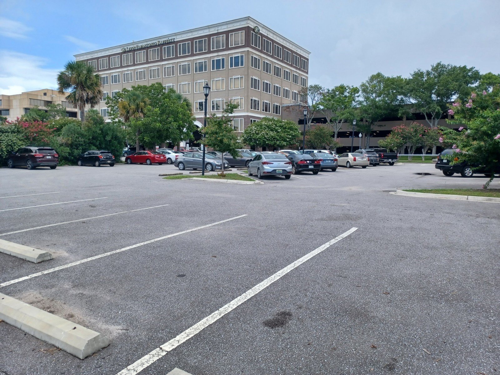  parking on W Main Street in Pensacola