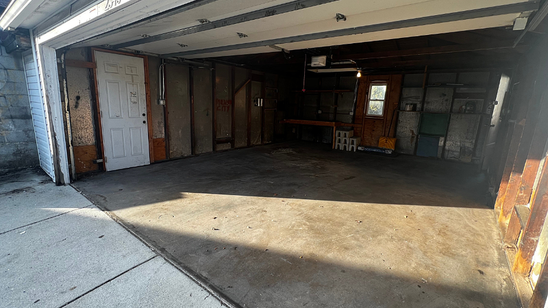 Photo of the Listing