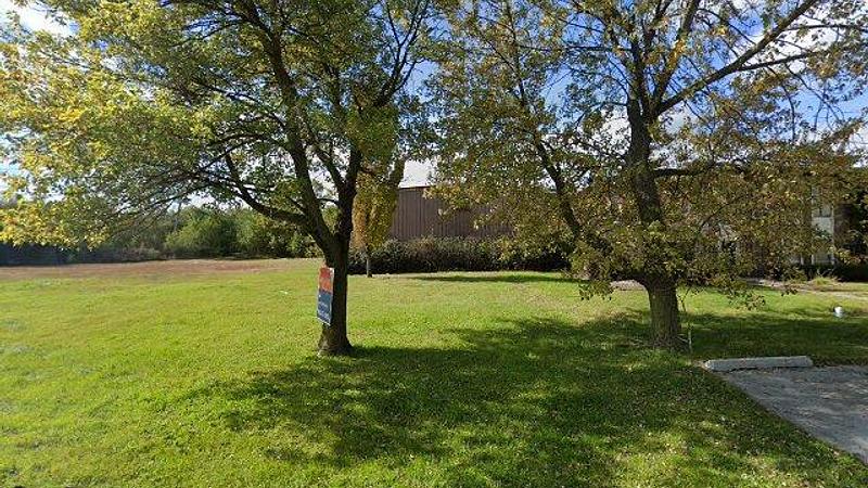 Photo of the Listing