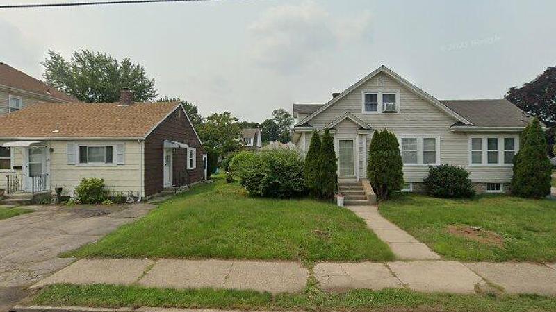 Photo of the Listing