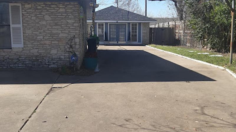 Photo of the Listing