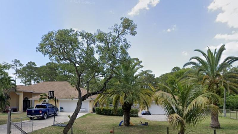 Photo of the Listing
