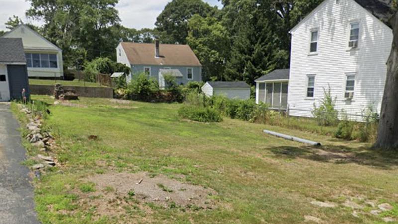 Photo of the Listing