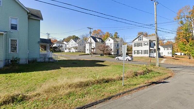 Photo of the Listing