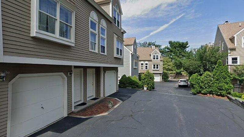 Photo of the Listing