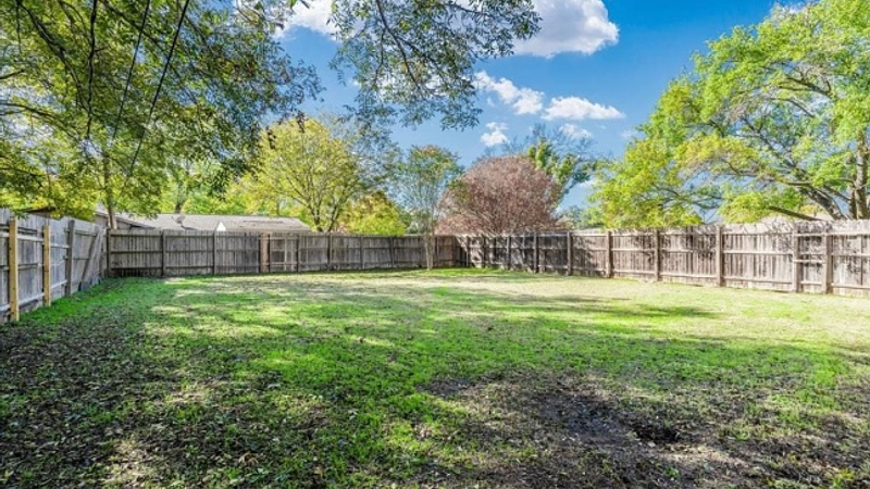 Photo of the Listing